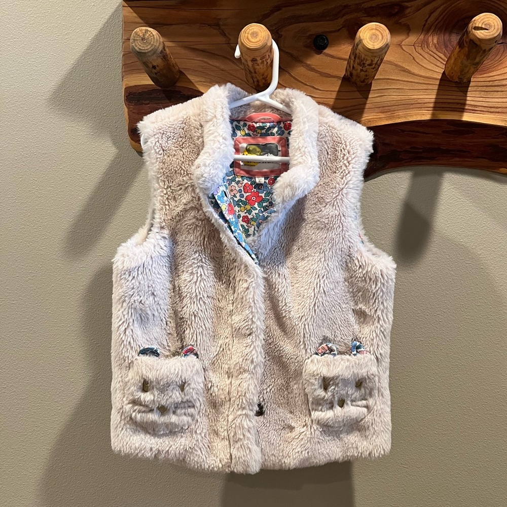 Mini Boden Cat Pocket Faux Fur Vest